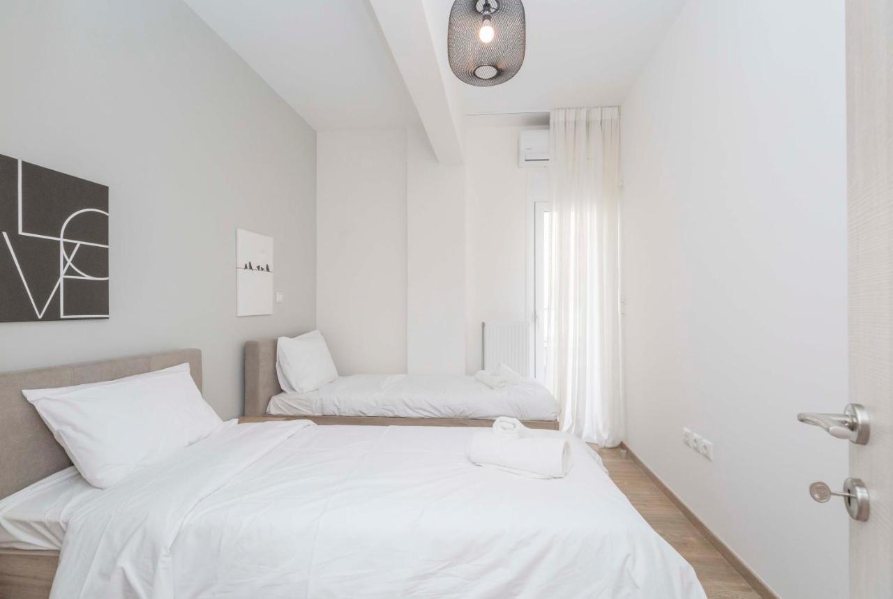 Modern Flat In Central Athens #4 Exterior photo